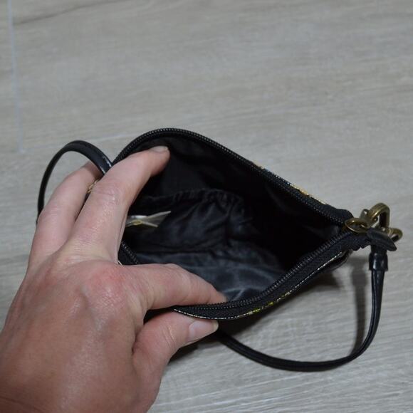 Mudd Coated Canvas Black Floral Wristlet with Keychain - Picture 5 of 9